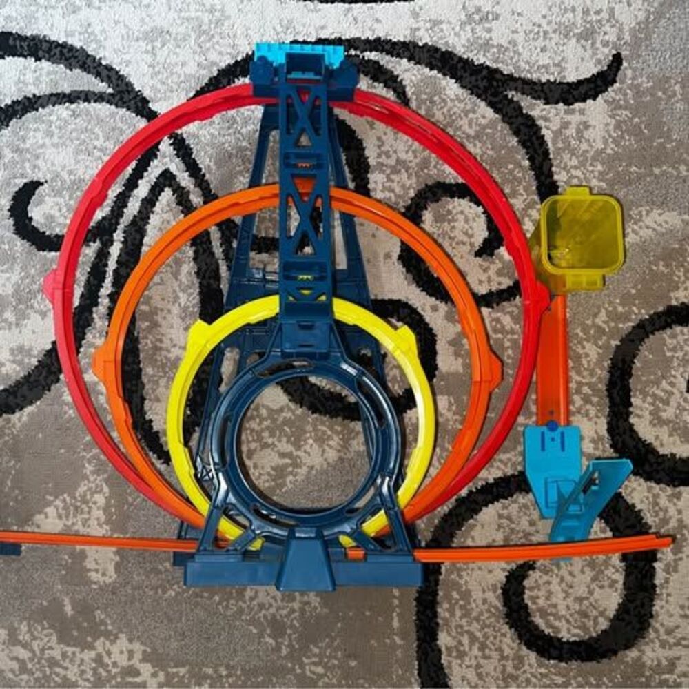 Hot Wheels Track Builder Unlimited Triple Loop Kit